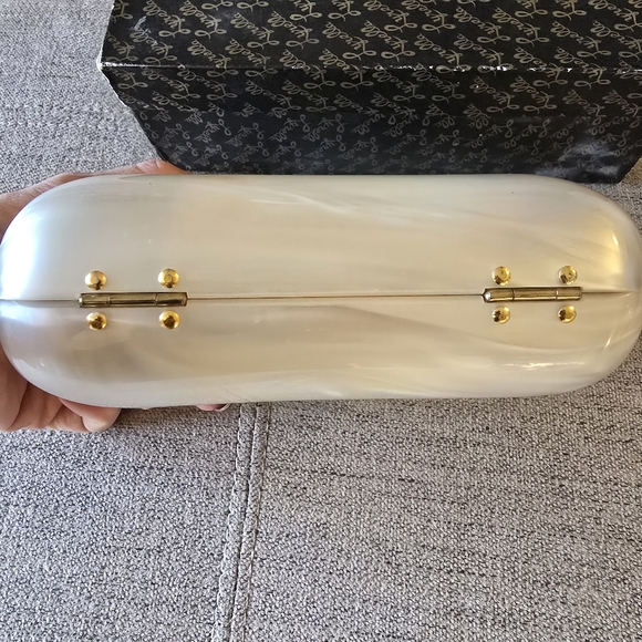 Lyrella Vintage Pearl White Women's Shoulder Bag / Clutch Rare Acrylic - Picture 12 of 16